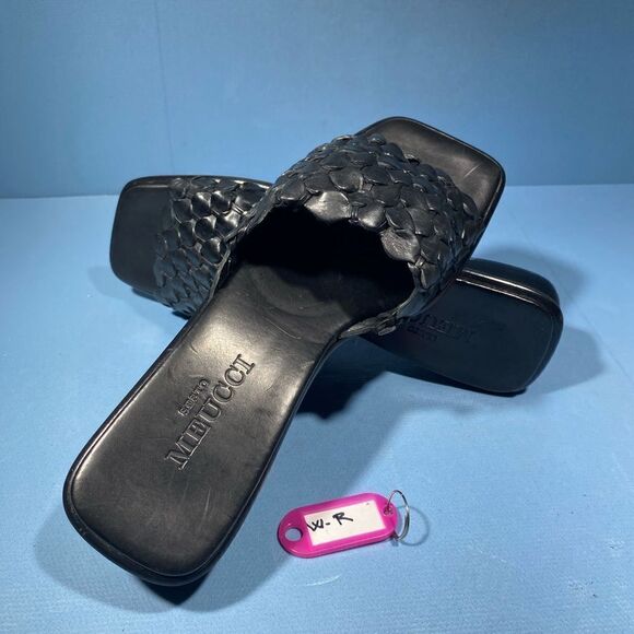 Sesto Meucci Women's SZ 6B Black Slip-On Sandals Italy new - Picture 1 of 7